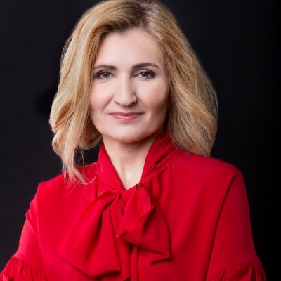 014 Magdalena Rycak 1200px111 v2